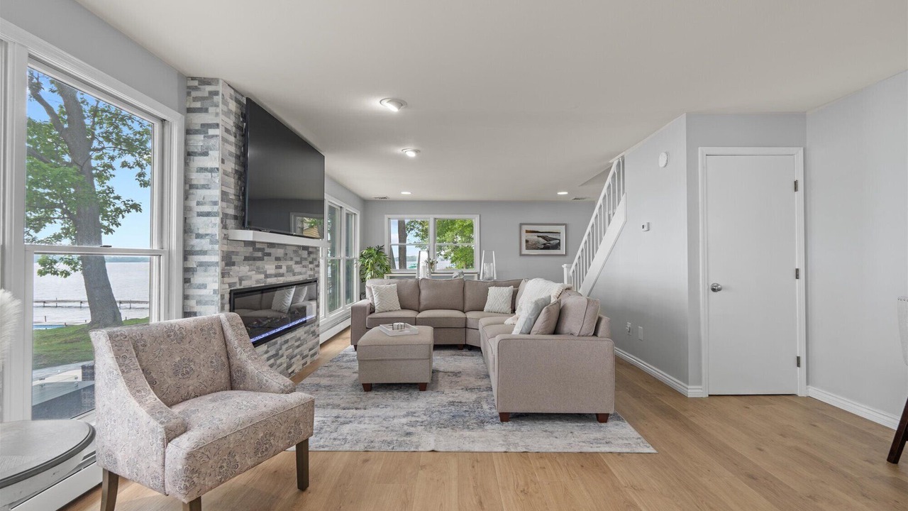 Photo of Livingroom in Town of Owasco