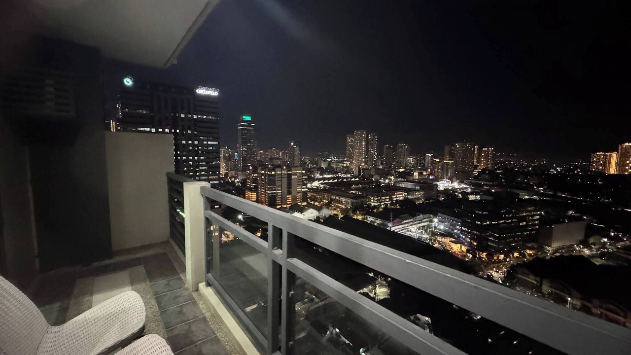 Photo of Outdoor in Highway Hills