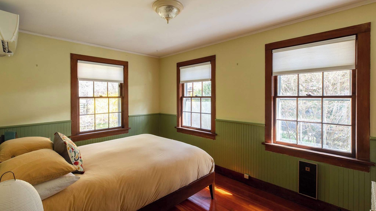 Photo of Bedroom in Phoenicia