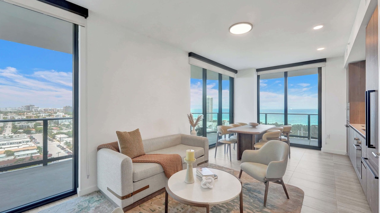 Photo of Livingroom in North Beach