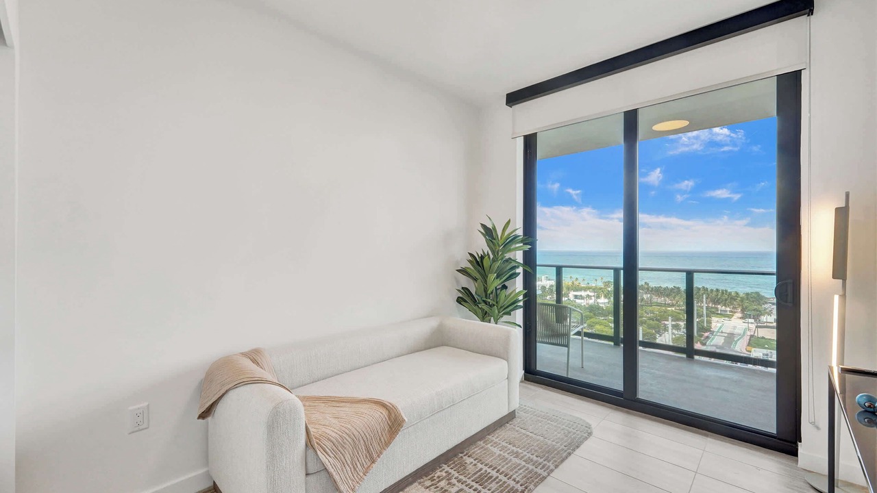 Photo of Livingroom in North Beach