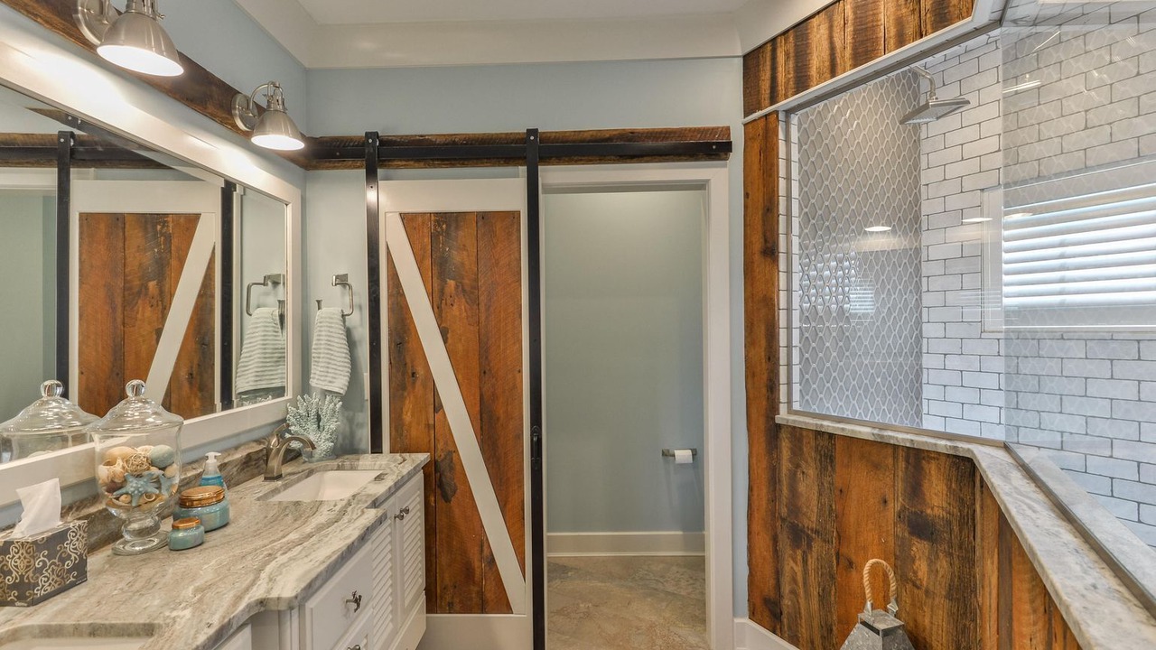Photo of Bathroom in Prospect
