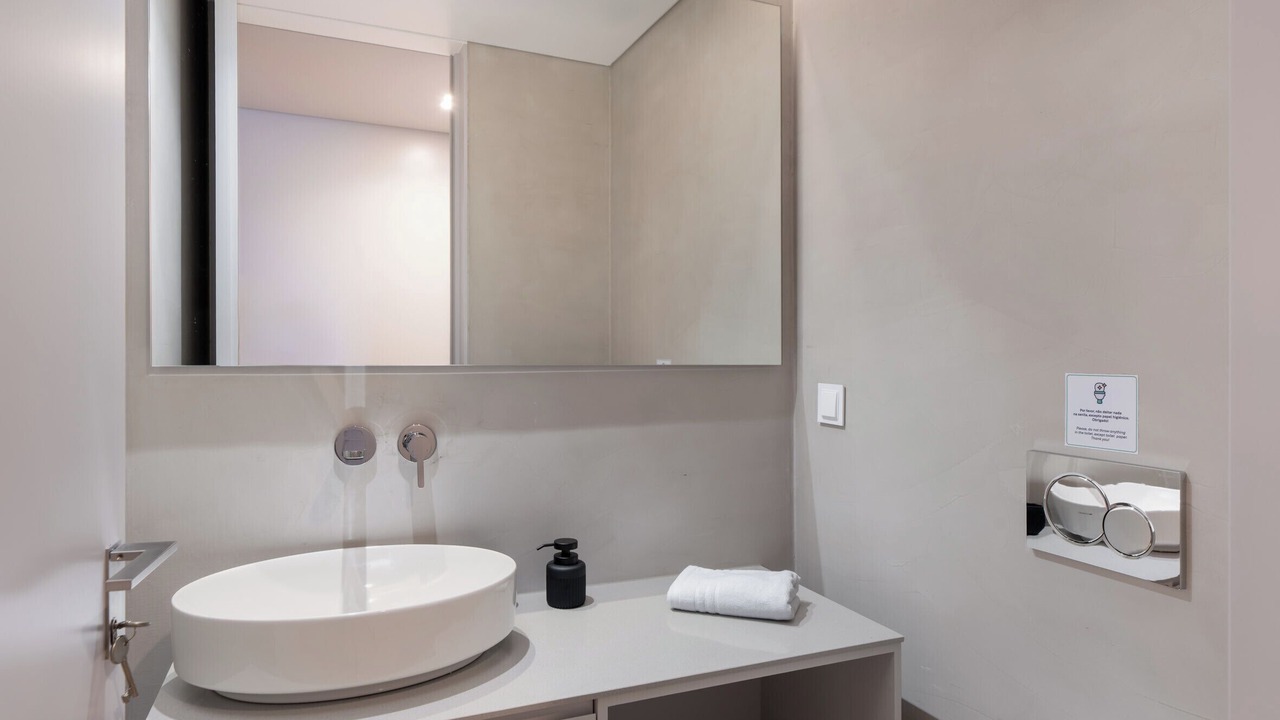 Photo of Bathroom in Calheta