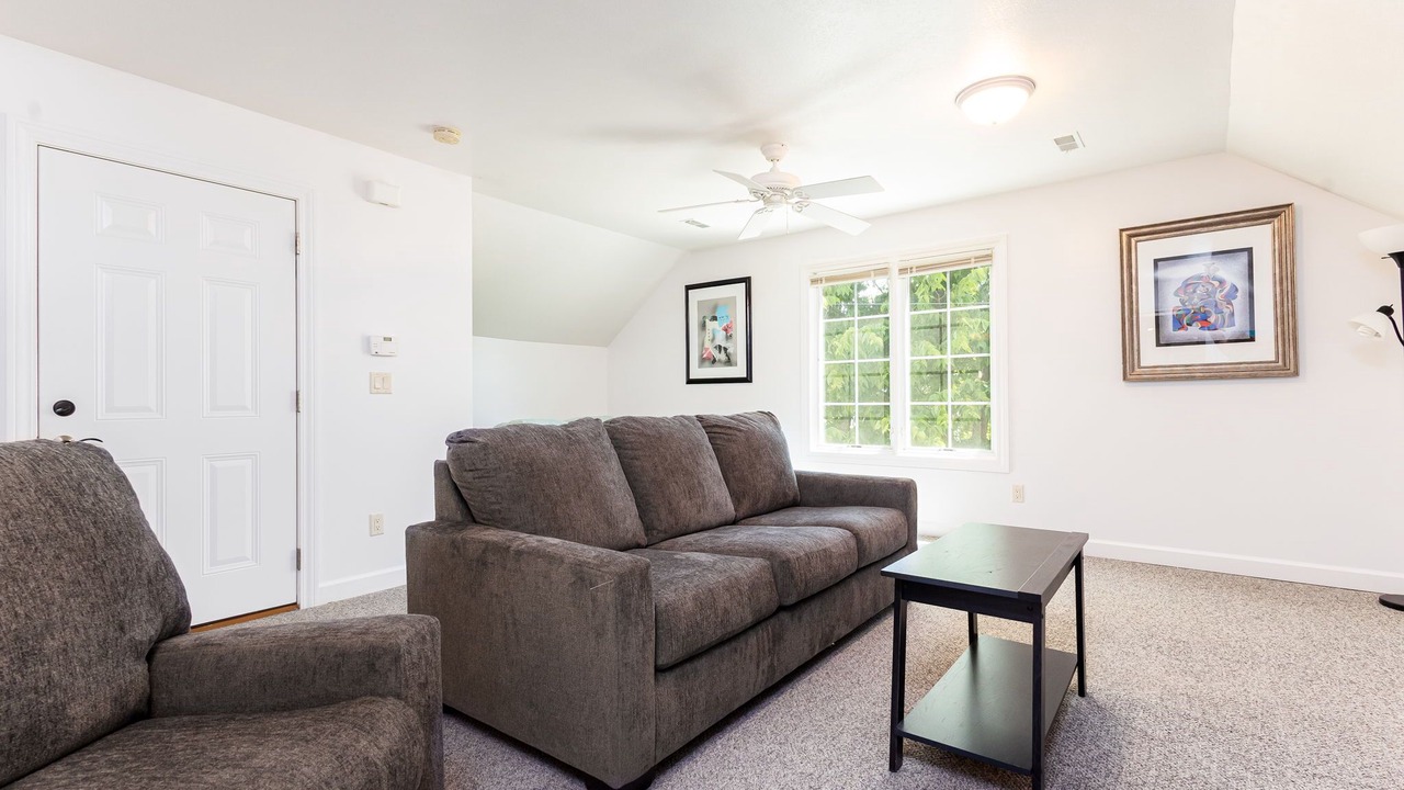Photo of Livingroom in Northeast South Bend