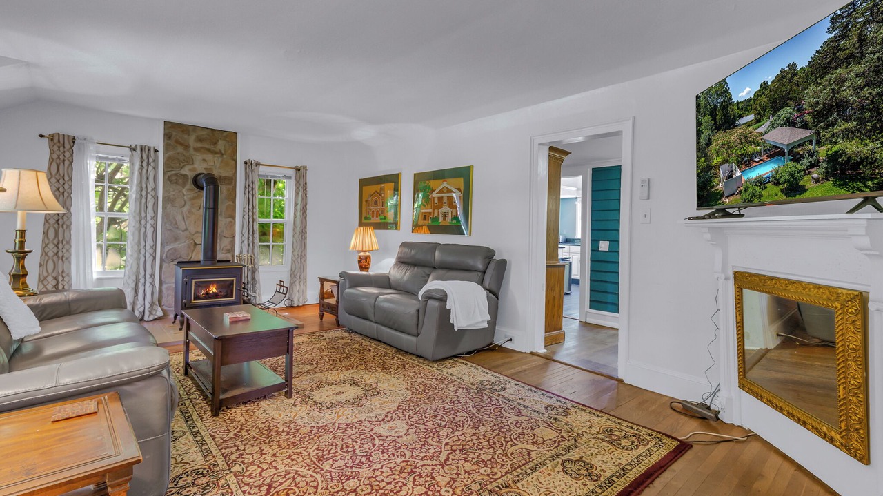 Photo of Livingroom in Gwynn