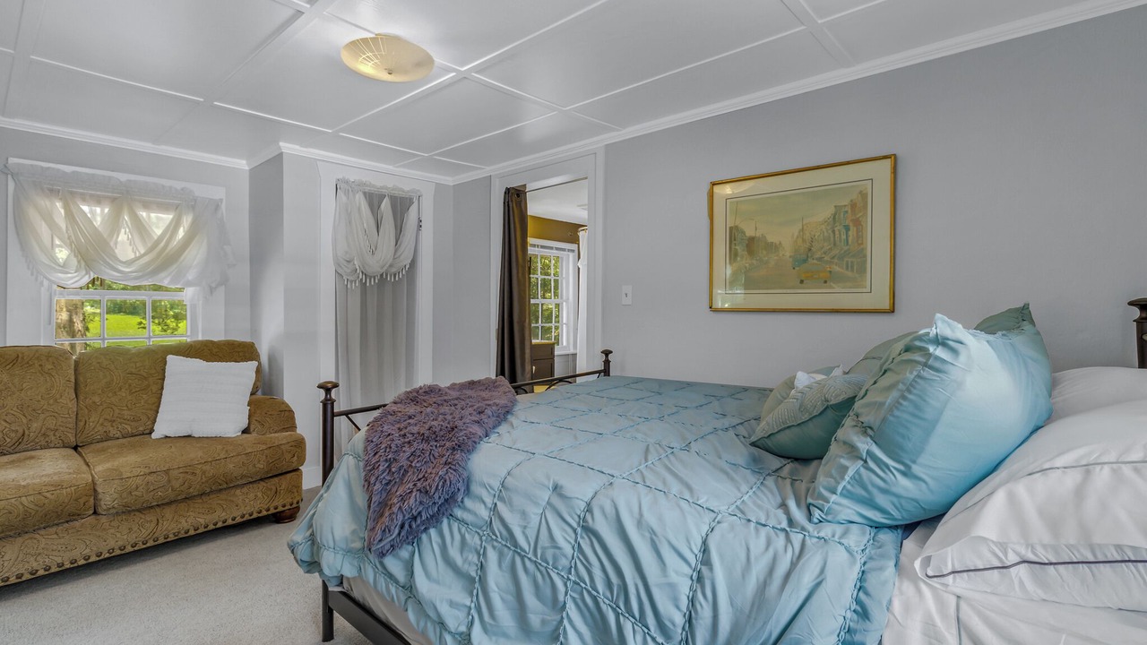 Photo of Bedroom in Gwynn