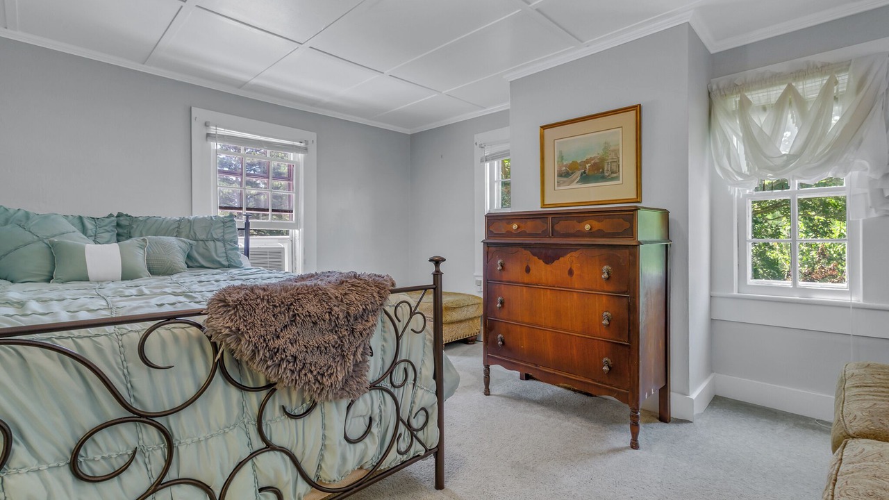 Photo of Bedroom in Gwynn