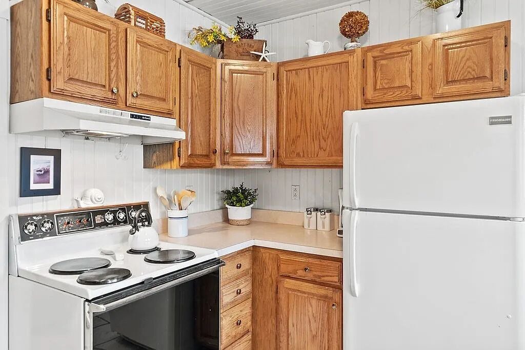 Photo of Kitchen in Onset