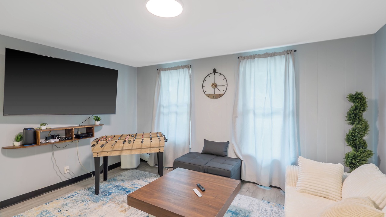 Photo of Livingroom in Lakefront
