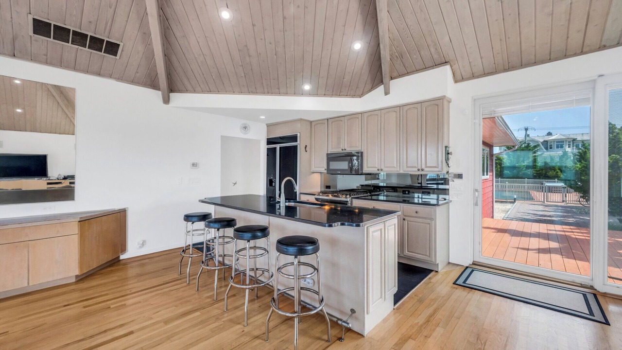 Photo of Kitchen in Westhampton Beach