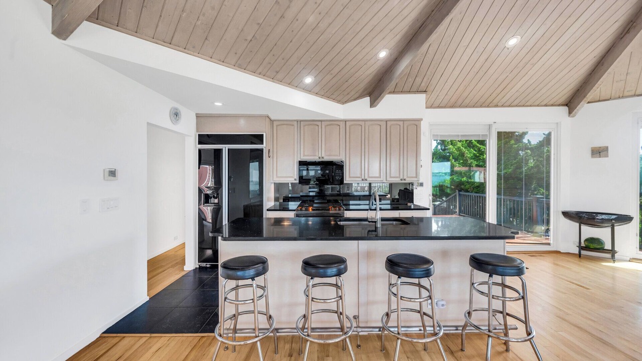 Photo of Kitchen in Westhampton Beach