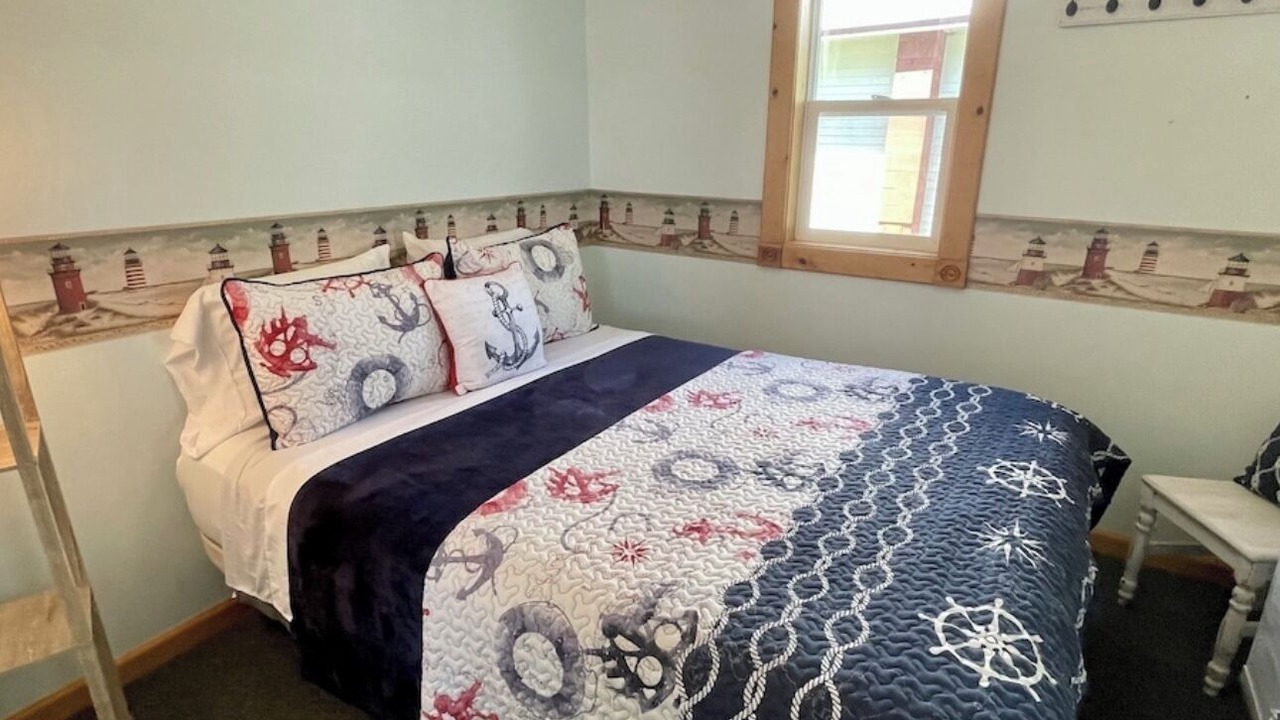 Photo of Bedroom in Manistique