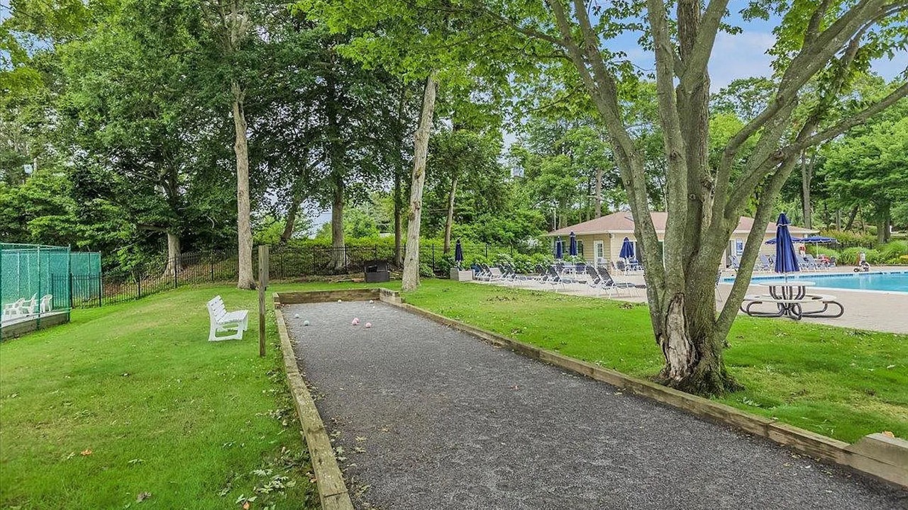 Photo of Outdoor in Baiting Hollow