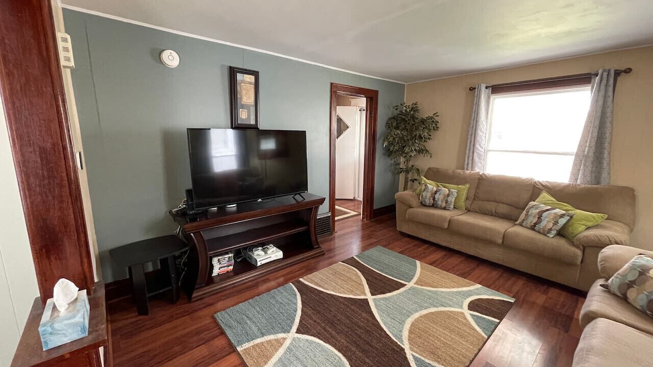 Photo of Livingroom in Niagara Falls