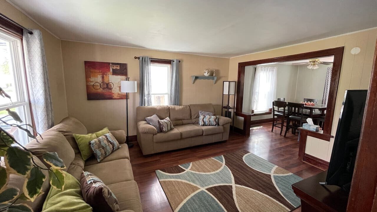 Photo of Livingroom in Niagara Falls
