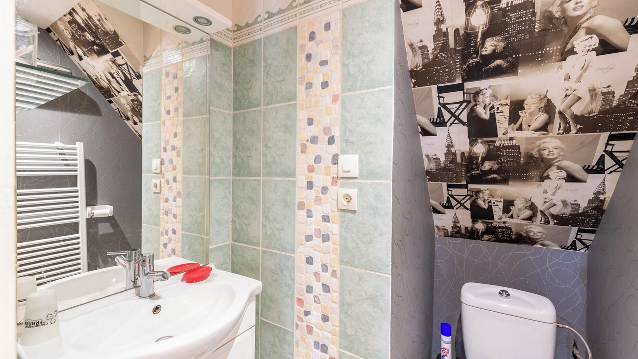 Photo of Bathroom in Rostrenen