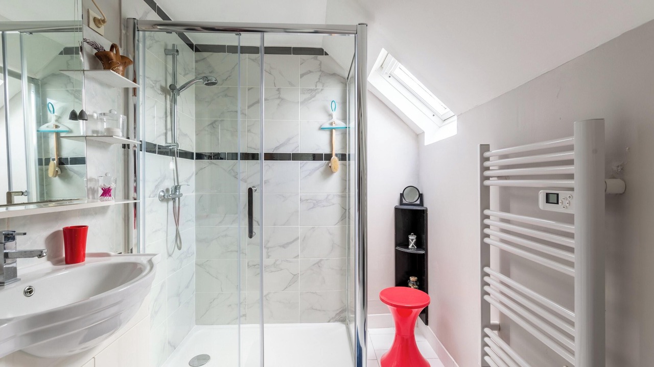 Photo of Bathroom in Rostrenen
