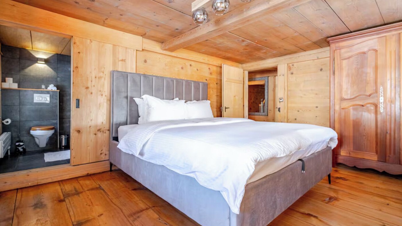 Photo of Bedroom in Zig Zag Ward
