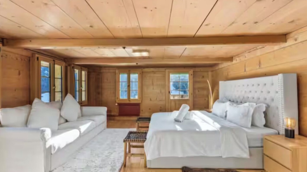 Photo of Bedroom in Zig Zag Ward
