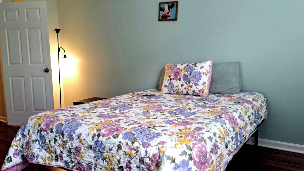Photo of Bedroom in Tallahassee