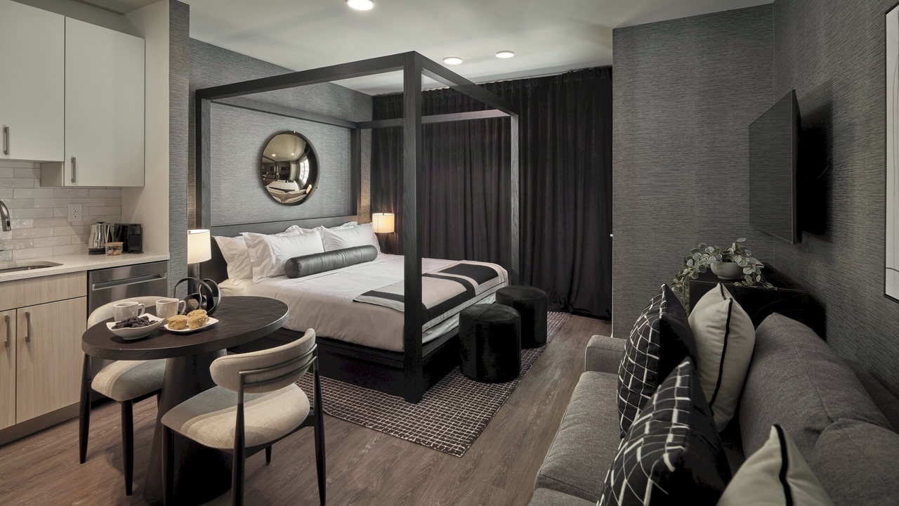 Photo of Bedroom in Center City