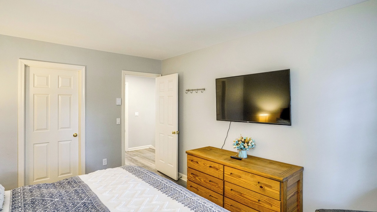 Photo of Bedroom in Hancock