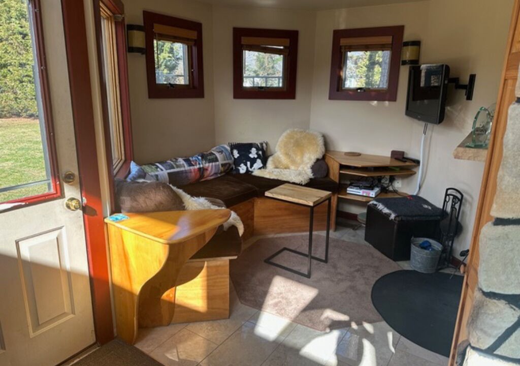Photo of Livingroom in East Patchogue