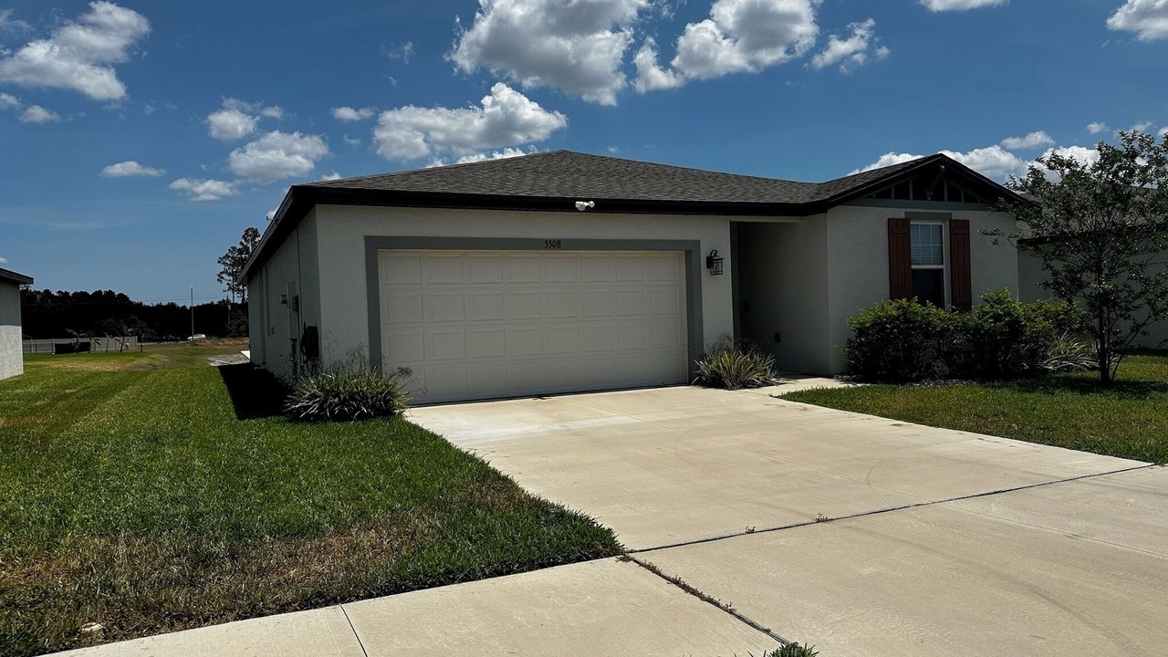 Photo of Outdoor in Plant City