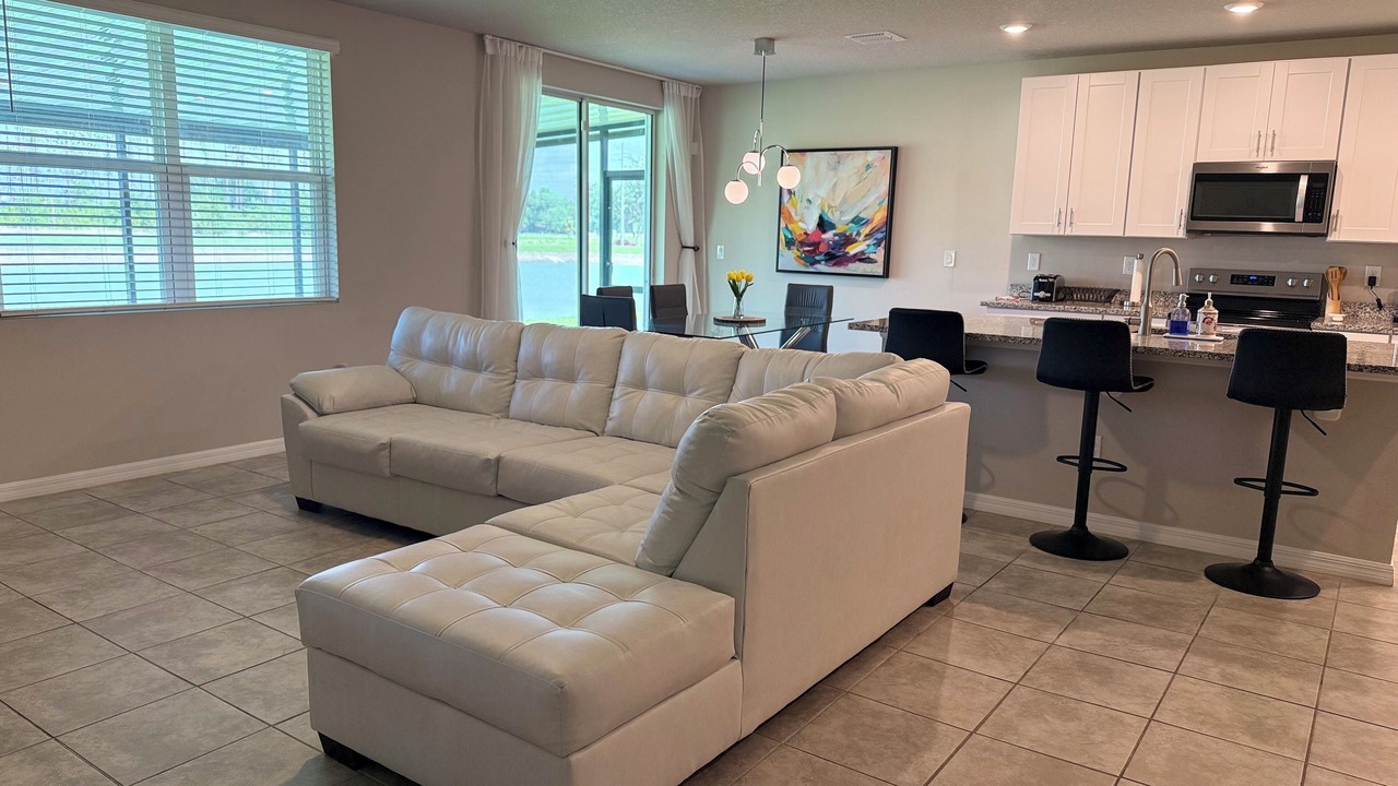 Photo of Livingroom in Plant City