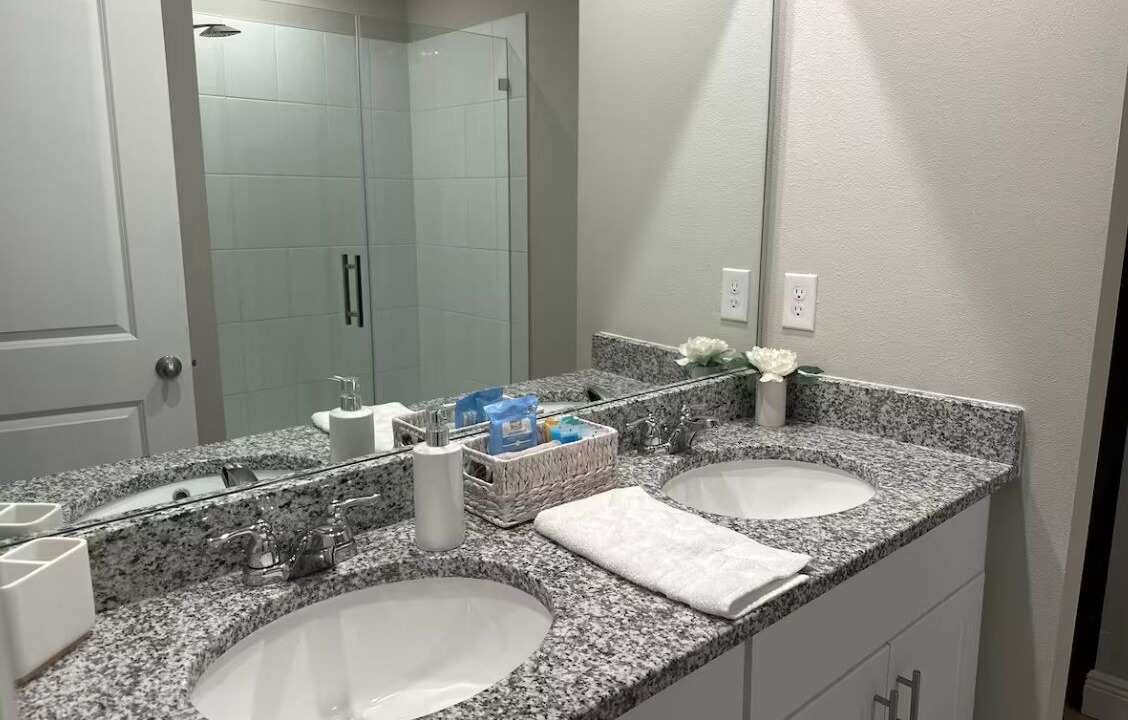Photo of Bathroom in Plant City