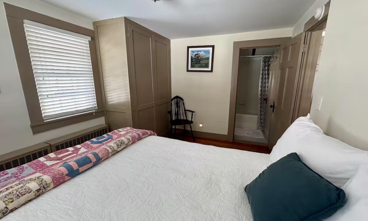 Photo of Bedroom in Hot Springs