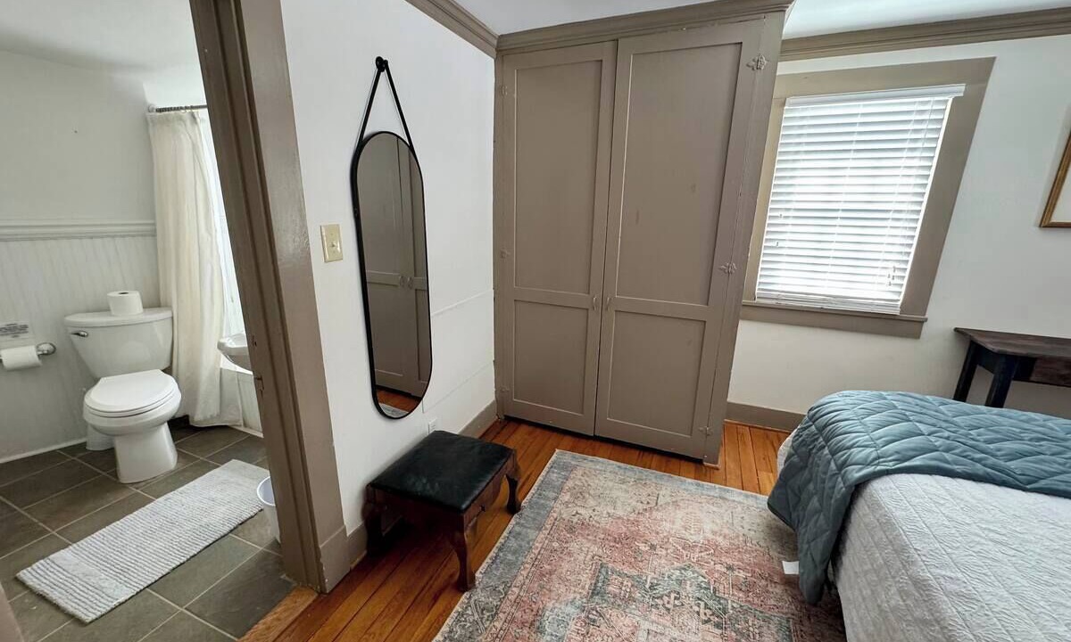Photo of Bedroom in Hot Springs
