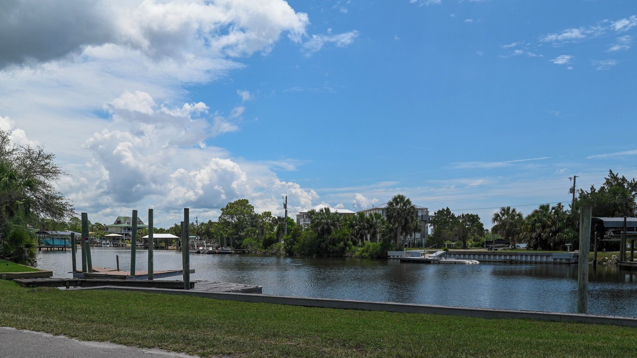 Photo of Others in Crawfordville