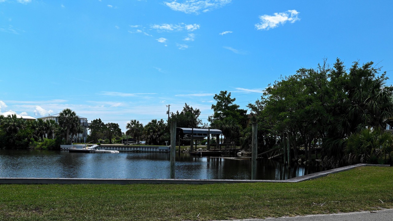 Photo of Others in Crawfordville