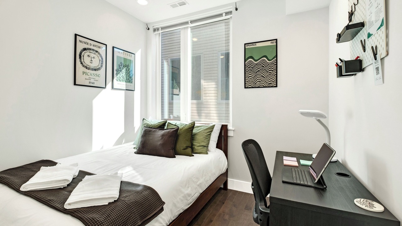 Photo of Bedroom in Spring Garden