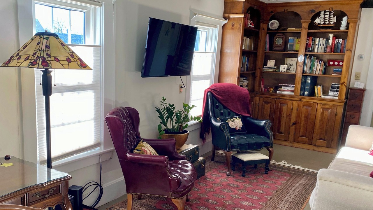 Photo of Livingroom in Keene