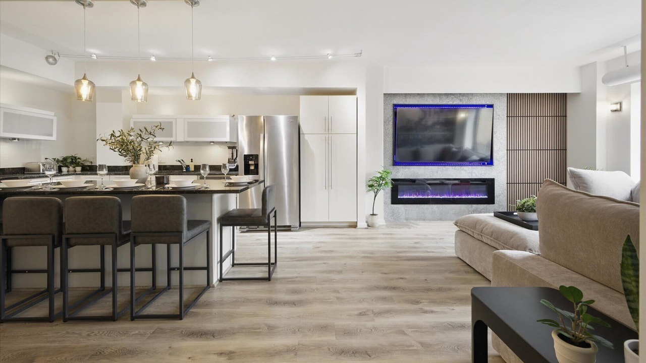 Photo of Livingroom in Wholesale District