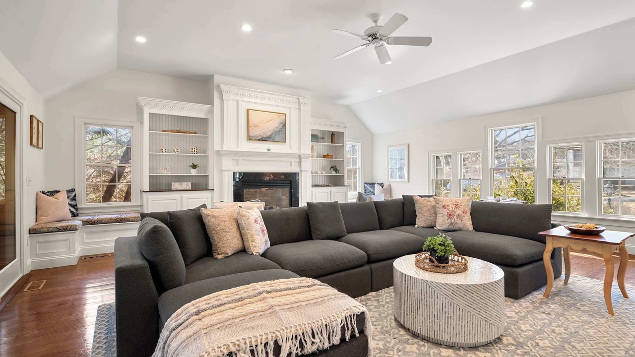 Photo of Livingroom in South Harwich