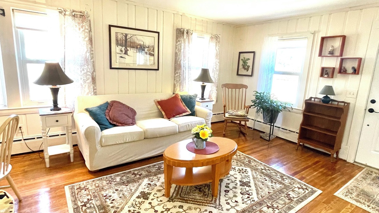 Photo of Livingroom in West Harwich