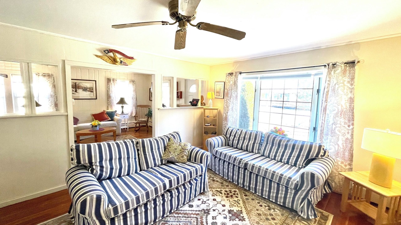 Photo of Livingroom in West Harwich