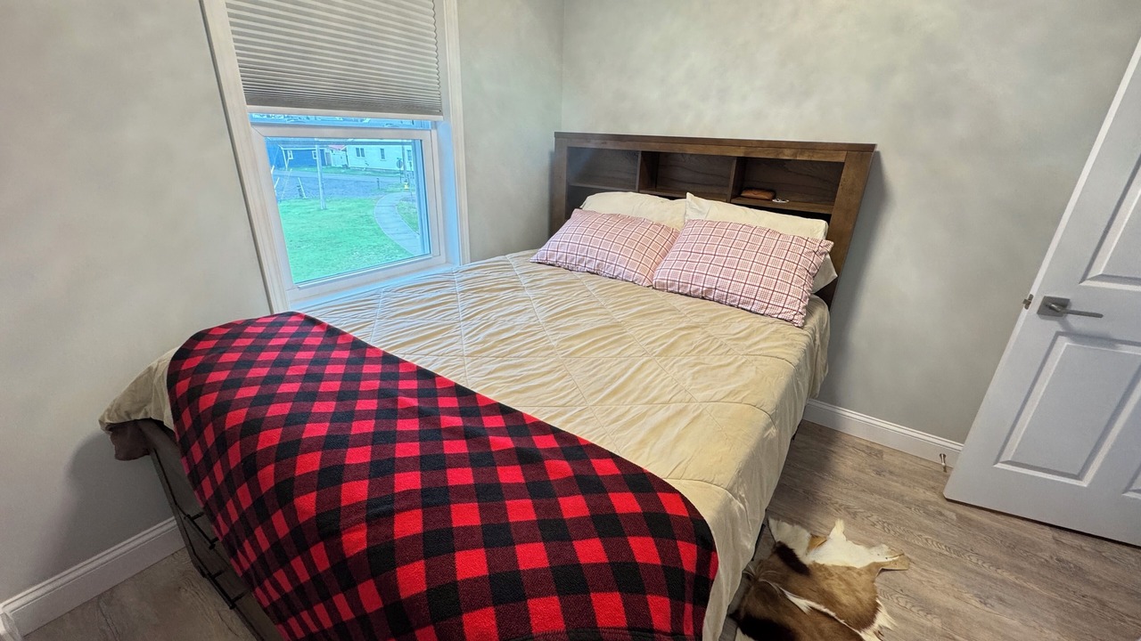 Photo of Bedroom in Sylvan Beach