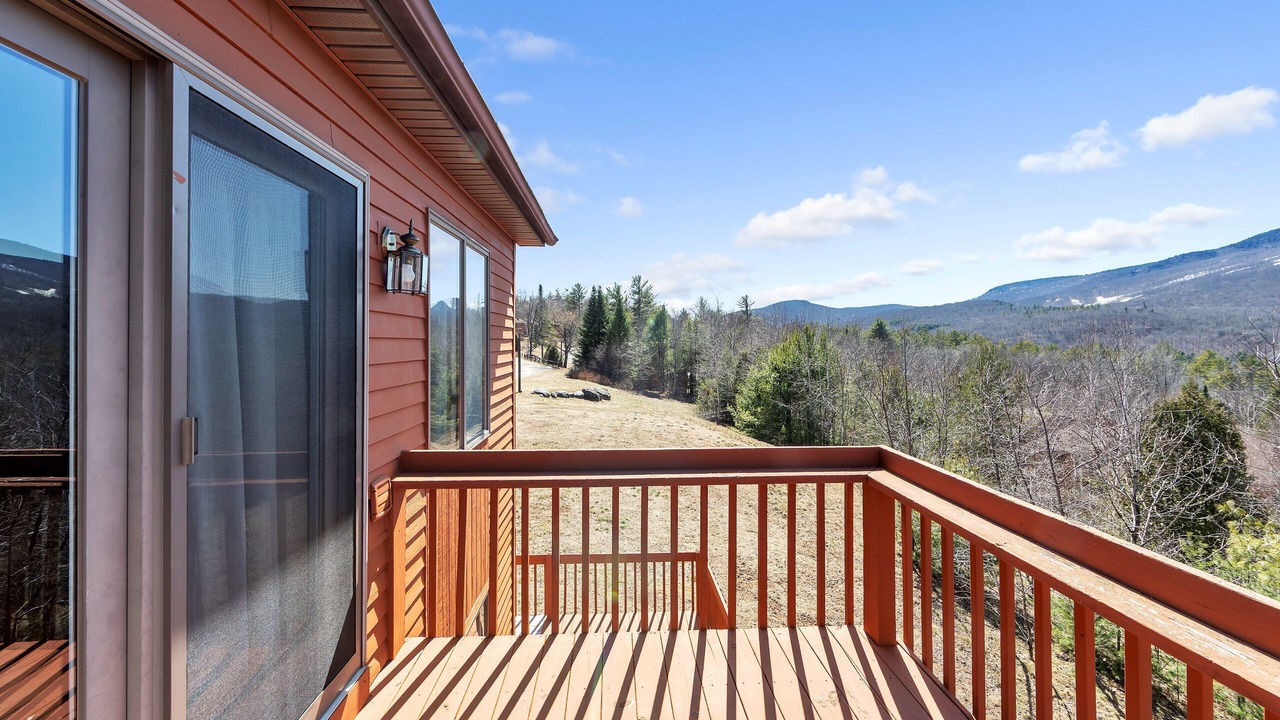 Photo of Patio Balcony in North Creek