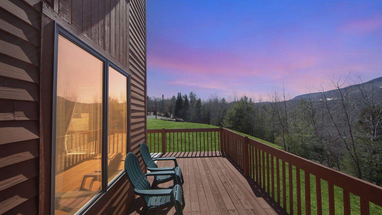 Photo of Patio Balcony in North Creek