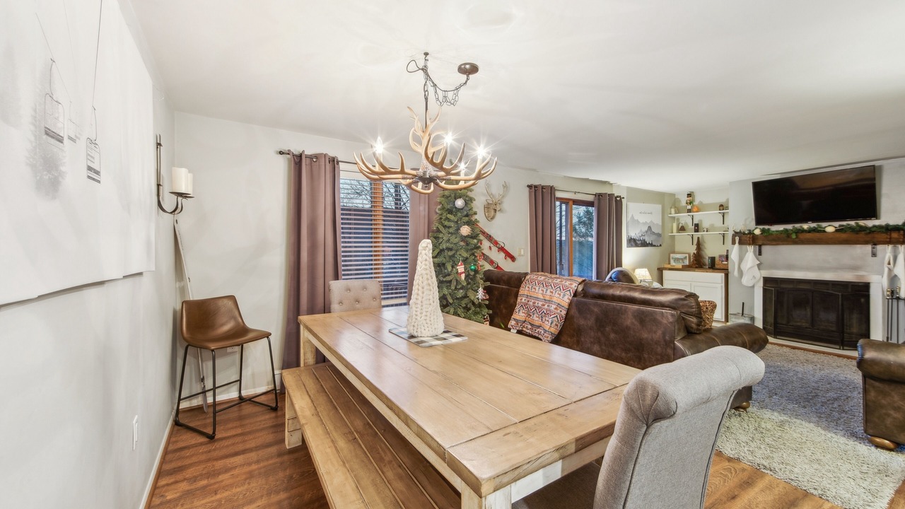 Photo of Bedroom in North Creek