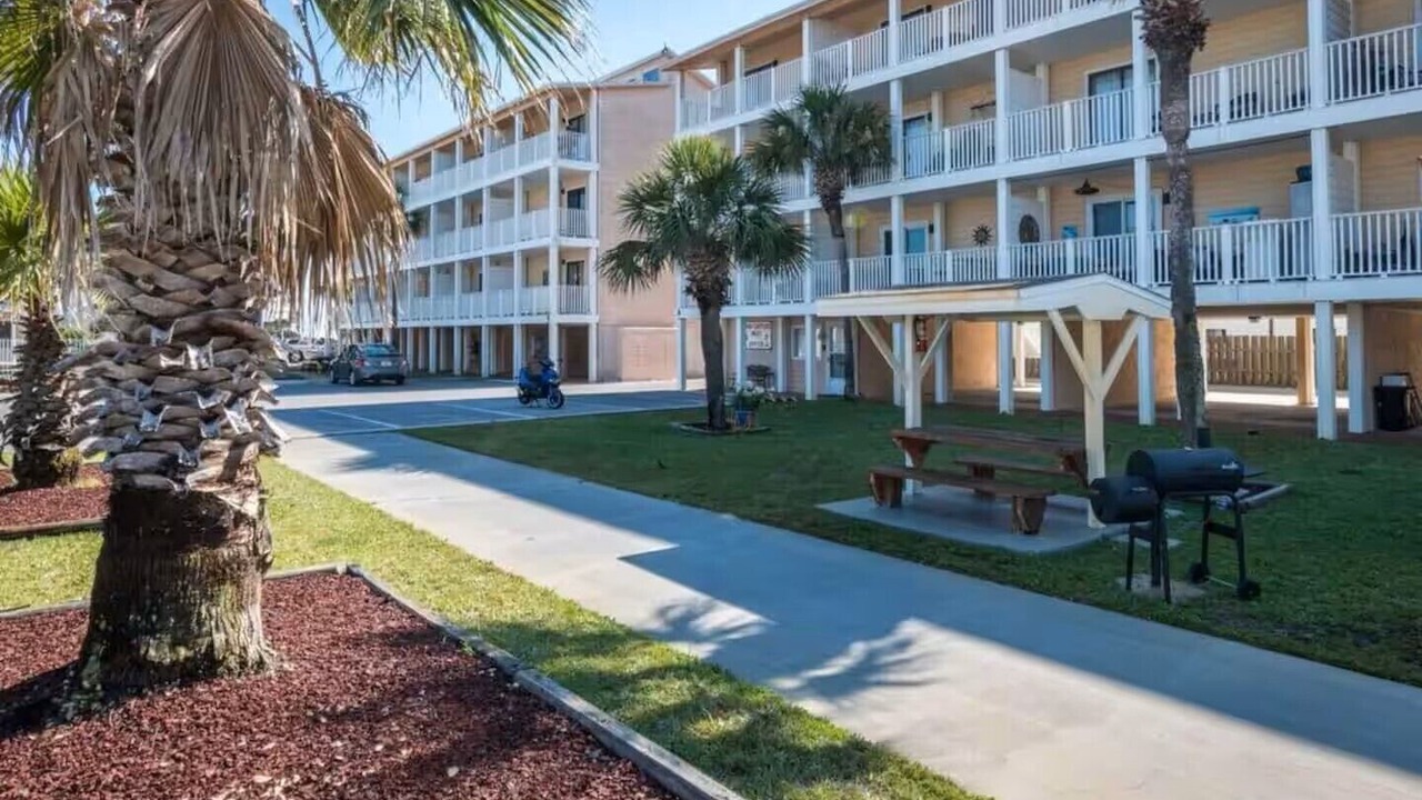 Photo of Patio Balcony in El Centro Beach