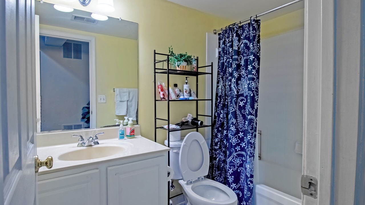 Photo of Bathroom in Leesburg