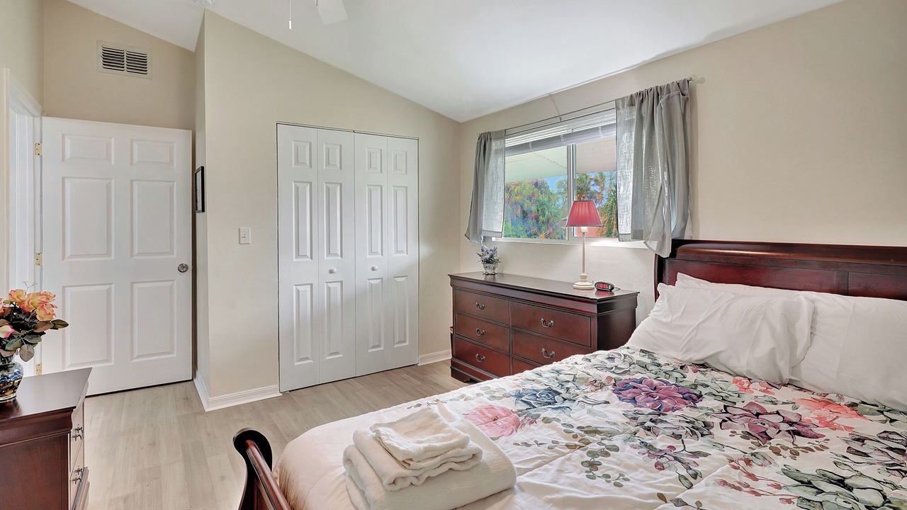 Photo of Bedroom in Truckland
