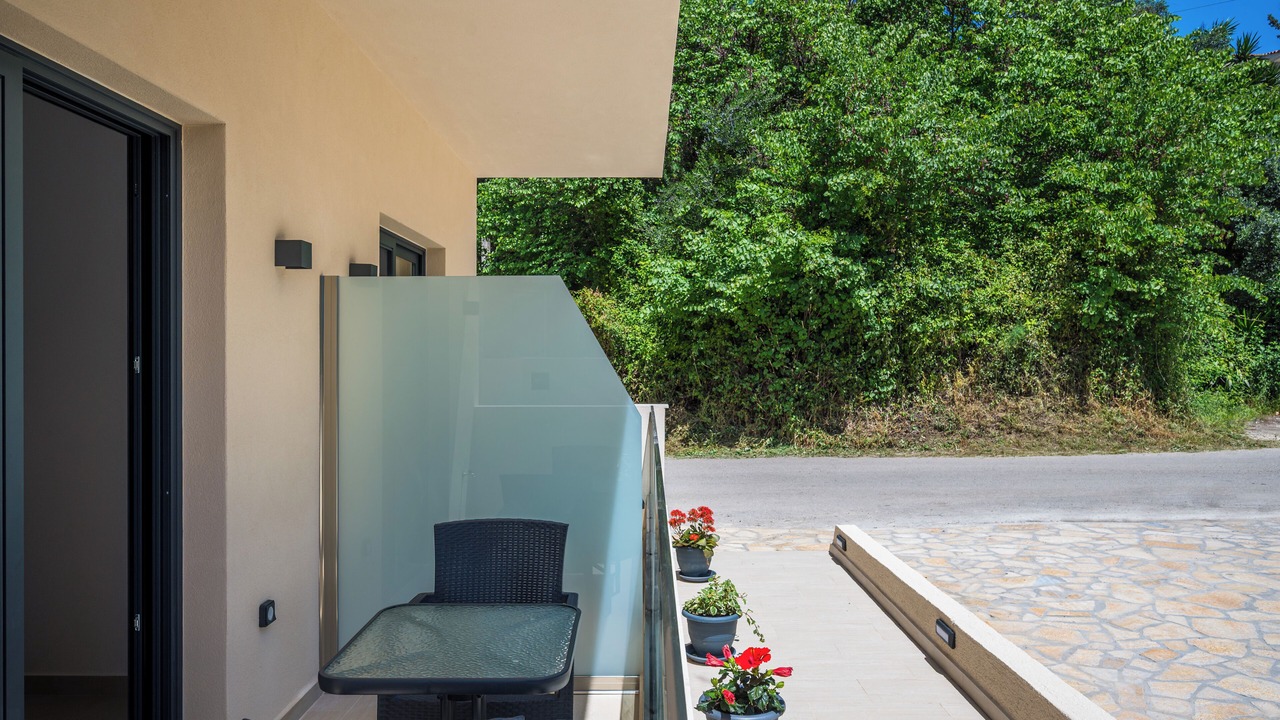 Photo of Patio Balcony in Ipsos