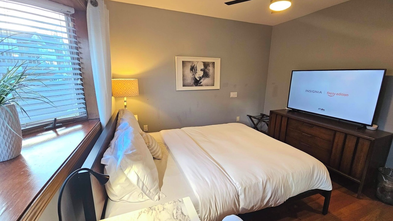 Photo of Bedroom in Everett