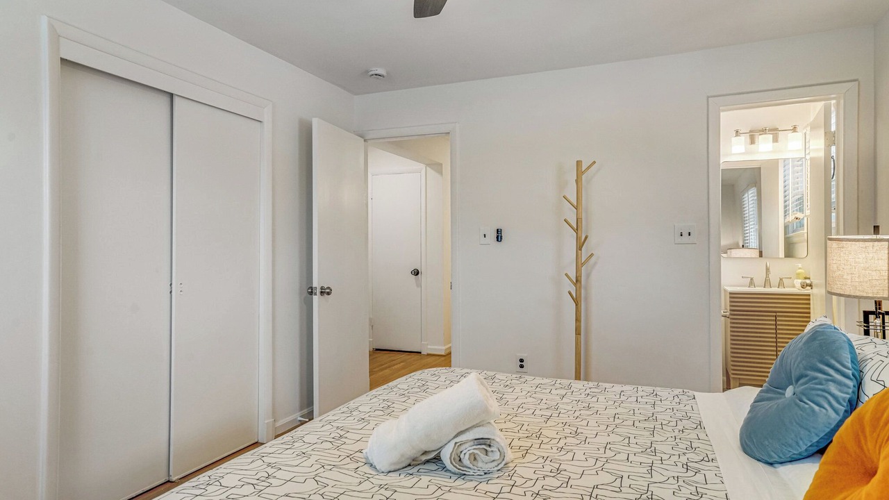 Photo of Bedroom in Alexandria West